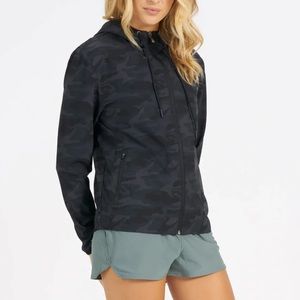 Vuori Outdoor Trainer Shell Jacket